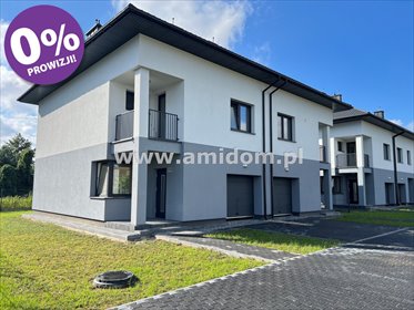 Połowa bliźniaka z garażem, ogród 183 m2. dom Nadma