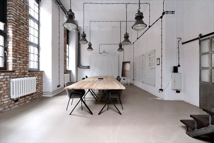 Na wynajem przestronny lokal 109 m² z antresolami i samodzielnym wejściem lokal użytkowy Warszawa, Praga-Północ