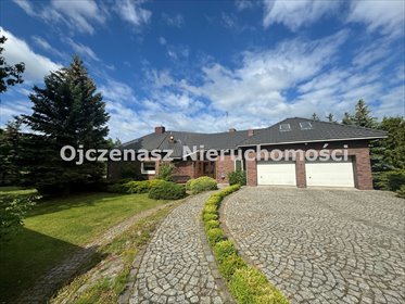 Sprzedam działkę 7000 m² z domem w Niemczu działka Niemcz