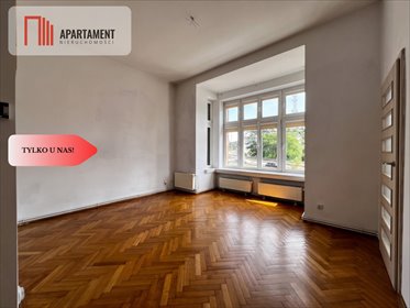 Stylowa kawalerka z dużym wykuszem i przeszkloną kuchnią. mieszkanie Grudziądz