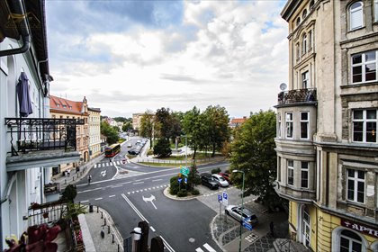 Przestronne 134m2 z 2 balkonami i tarasem, gotowe do wprowadzenia mieszkanie Świdnica, Lelewela