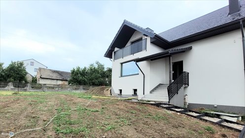 Atrakcyjny dom 210 m2 z ogrzewaniem podłogowym i kominkiem dom Oblęgór, Oblęgór