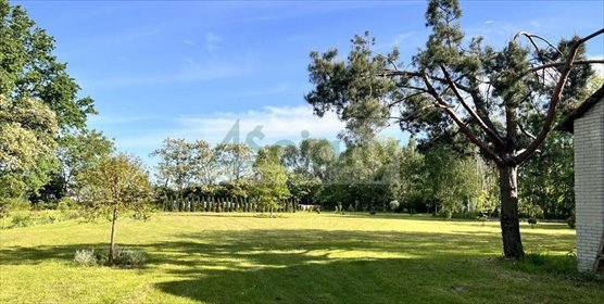 Działka 8 552 m² z domem i stodołą w Bronisławowie - polecam! działka Bronisławów