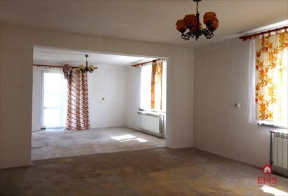 Urokliwy dom z potencjałem w Nowej Kamionce dom Nowa Kamionka