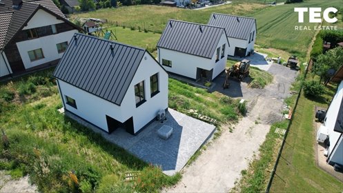 Polecam nowoczesny dom 94 m² w Ujeździe z ogrzewaniem podłogowym dom Ujazd, Ogrodowa