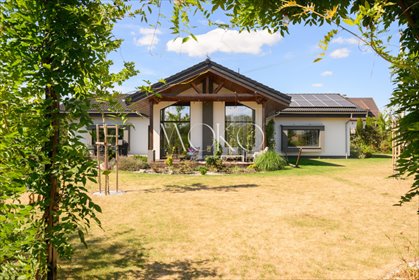 Nowoczesny dom 210 m² z pięknym ogrodem w Aleksandrówce dom Aleksandrówka, Parkowa