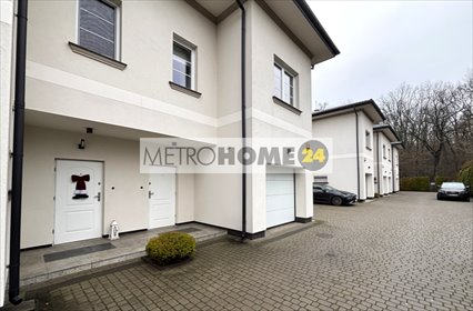 Przestronny dom na Ursynowie z ogrodem i garażem dom Warszawa, Ursynów, Dąbrówka