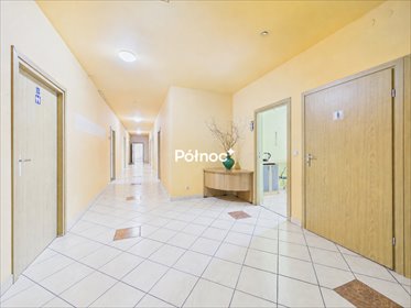 Lokale na wynajem od 19 m² w Wołominie. lokal użytkowy Wołomin, 1 Maja