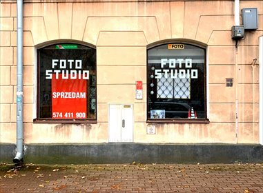 Lokal usługowy na Starym Rynku w Łowiczu (witryny, piwnica) lokal użytkowy Łowicz, Stary Rynek
