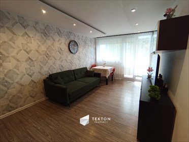 Polecam funkcjonalne 2-pokojowe mieszkanie 40 m² w Łodzi mieszkanie Łódź, Dąbrowa, Władysława Broniewskiego