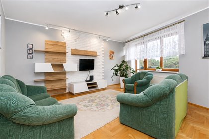 Ustka, 2 pokoje, balkon, blisko plaży, piwnica mieszkanie Ustka, Wczasowa