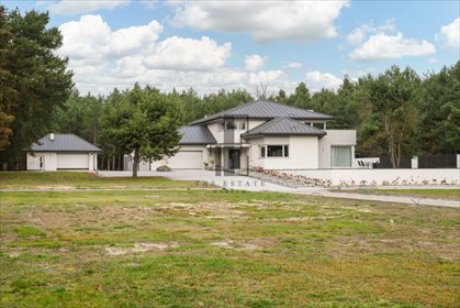 dom na sprzedaż 500m2 dom Famułki Brochowskie