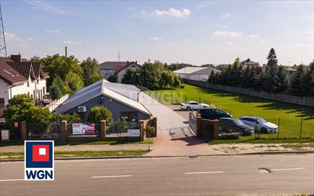 Dom z powierzchniami handlowymi i magazynami - polecam dom Kalisz, Tylna