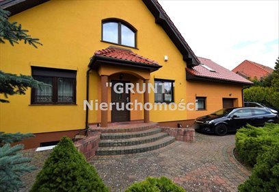 Przestronny dom 241 m2 z funkcjonalnym układem i ogrodem dom Dolaszewo