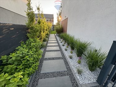 Nowoczesny energooszczędny dom z ogrodem w Luboniu dom Luboń, Kujawska