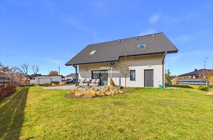 Nowoczesny dom 142 m² z ogrodem, garażem i spokojną okolicą dom Białogard, Lutyków