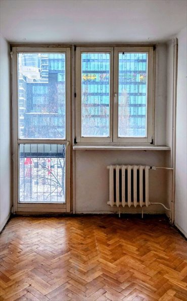 3-pokojowe mieszkanie w centrum Warszawy z potencjałem mieszkanie Warszawa, Śródmieście, Grzybowska