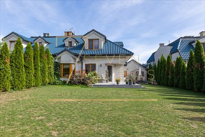 Dom 244 m² w Józefosławiu - 5 pokoi, ogród, wysoki standard dom Józefosław
