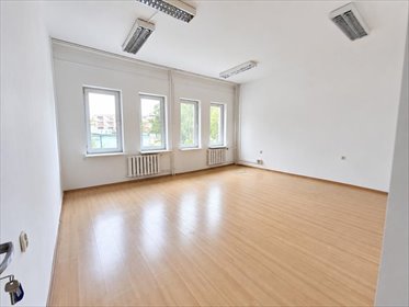 Zapraszam do wynajęcia 30 m² lokalu handlowo-usługowego z własnym parkingiem lokal użytkowy Koszalin, Gnieźnieńska