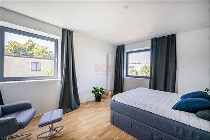 Nowoczesny bliźniak 140 m2 z dużym ogrodem na Krzykach dom Wrocław, Krzyki, Krzyki, Deszczowa