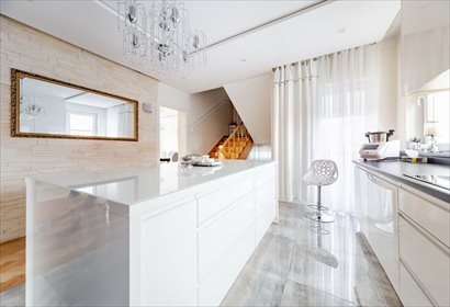 Przestronne 93 m² w centrum Rumi (3 pokoje, balkon) mieszkanie Rumia, Henryka Dąbrowskiego
