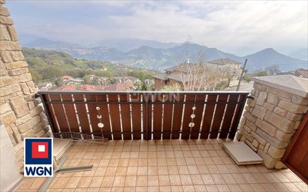 Dwupoziomowy apartament 60 m² z panoramicznym tarasem mieszkanie Roncola