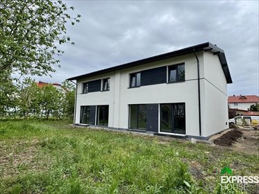 Nowoczesny bliźniak 135 m² z garażem i tarasem dom Grabówka, Jodłowa