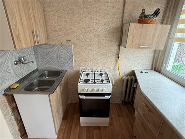 2-pokojowe mieszkanie 32,3 m² z piwnicą do remontu mieszkanie Włocławek, Zazamcze, Hutnicza