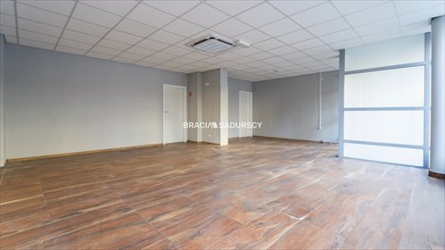 Lokal użytkowy na wynajem Kraków, Podgórze Duchackie, Kurdwanów, Turniejowa 75m2 Foto 3