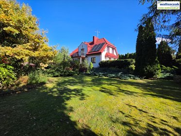 Przestronny dom 290 m² z garażem i dużą działką. dom Piotrków Trybunalski