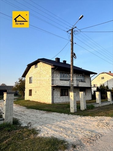 Przestronny dom 120 m² z dużą działką i rozbudową dom Ogrodniki, Ogrodniki