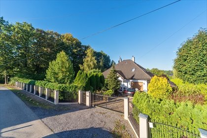 Dom 276 m² z ogrodem w Pisarzowicach - zapraszam dom Pisarzowice, Spadziowa