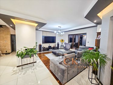 Przestronny dom 295 m² z garażem i tarasem w Kielcach dom Kielce
