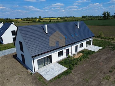 Dom bliźniak z dużym ogrodem i garażem w Wilkowicach dom Wilkowice