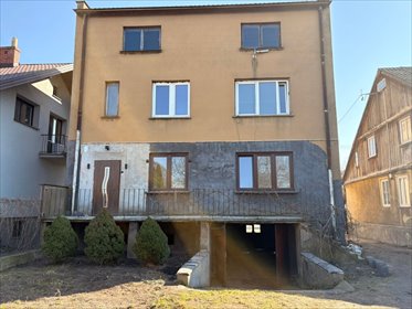 Przestronny dom z garażem 6 pokoi, piwnicą i potencjałem dom Bieżuń, Kościelna