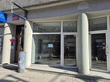 Lokal usługowy 19 m2 w centrum Gdyni, witryna, piwnica lokal użytkowy Gdynia, Śródmieście, Świętojańska