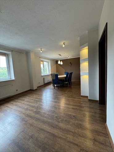 Przestronne 102 m² z ogródkiem w Chełmsku Śląskim. mieszkanie Chełmsko Śląskie, Strzelecka