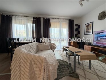 Na sprzedaż 70 m² mieszkanie 4 pokoje w Jastrzębiu-Zdroju mieszkanie Jastrzębie-Zdrój, Osiedle Barbary, Turystyczna