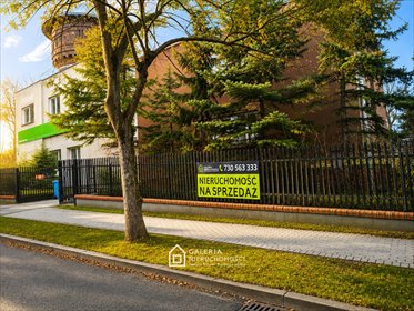 Na sprzedaż przestronny dom 140 m² z ogródkiem i potencjałem inwestycyjnym dom Gniezno, Żwirki i Wigury