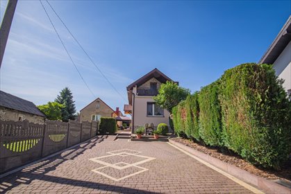 Do sprzedania nowoczesny dom 145 m² po remoncie z dużą działką dom Mysłów, Myszkowska