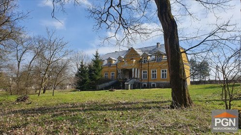 Zabytkowy dwór z parkiem - potencjał na rezydencję lub pensjonat dom BOBOLICE OKOLICA