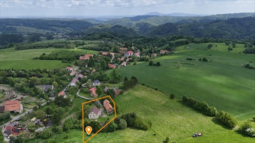 Dom w pięknej okolicy blisko Jeziora Bystrzyckiego dom Niedźwiedzica