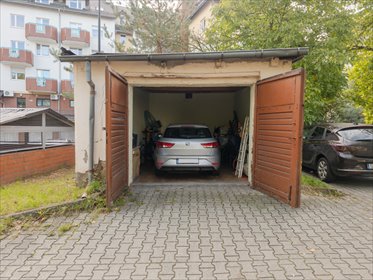 Do sprzedania przestronny garaż 18 m² w Gliwicach garaż Gliwice
