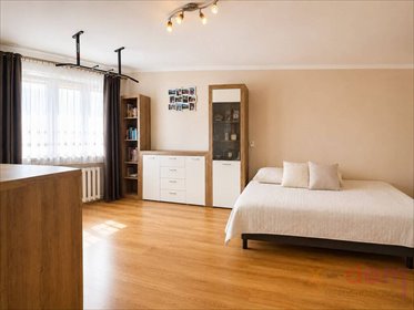 Przestronne 75 m² - 4 pokoje z osobną kuchnią na 7. piętrze mieszkanie Kielce, Wapiennikowa