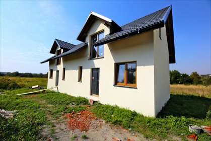 Nowoczesny bliźniak 90 m² z dużą działką (Krasne) dom Krasne