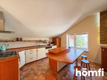 Przestronne poddasze w centrum Kielc, 38 m², umeblowane mieszkanie Kielce, Centrum, Piotrkowska