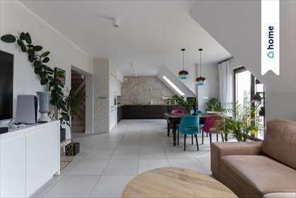 Na sprzedaż przestronny dwupoziomowy apartament 119 m² z antresolą mieszkanie Radwanice, Skrajna