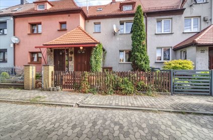 Polecam dom 99 m² z garażem i dużą działką w Zabrzu dom Zabrze, Gołębia