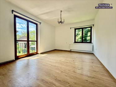 Dwupokojowe mieszkanie z potencjałem w Gliwicach mieszkanie Gliwice, Trynek