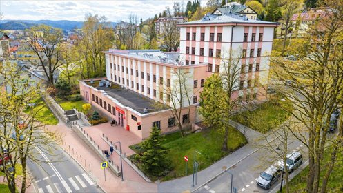 Na wynajem przestronne lokale 39,58 m² w Krynicy-Zdroju lokal użytkowy Krynica-Zdrój, Zdrojowa